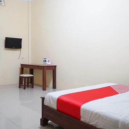 Oyo Flagship 1034 Pondok Mulia Guest House Syariah Balikpapan  Zewnętrze zdjęcie