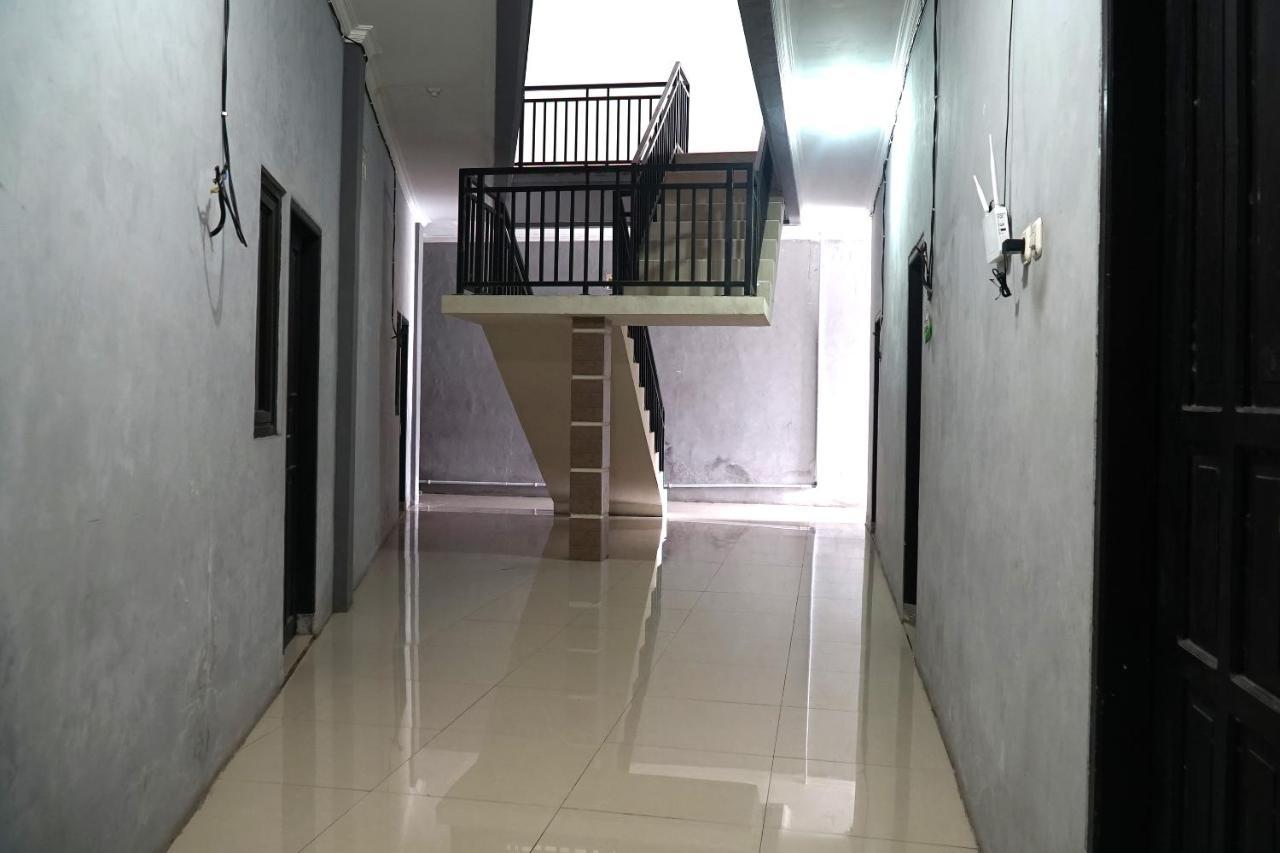 Oyo Flagship 1034 Pondok Mulia Guest House Syariah Balikpapan  Zewnętrze zdjęcie