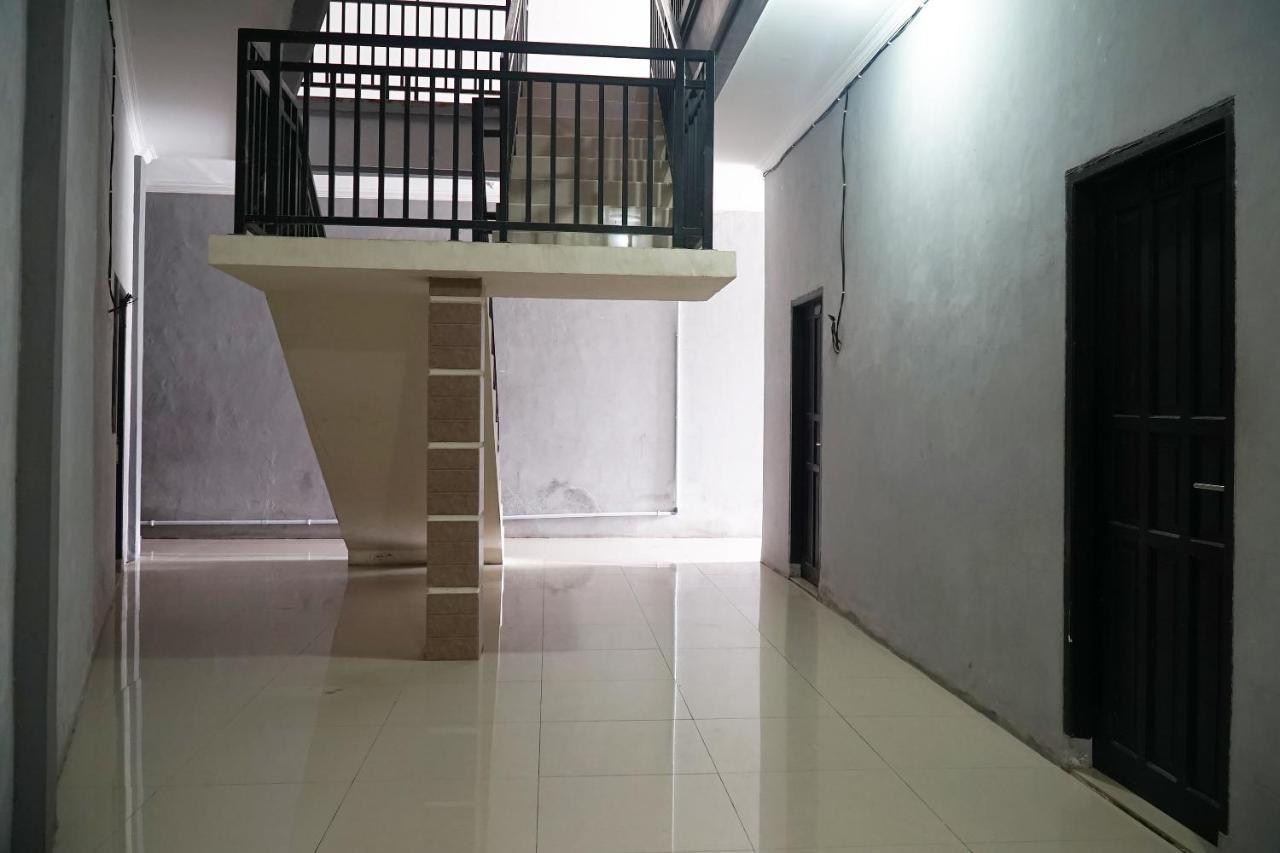 Oyo Flagship 1034 Pondok Mulia Guest House Syariah Balikpapan  Zewnętrze zdjęcie