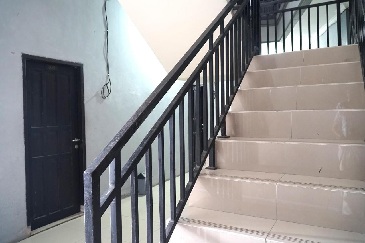 Oyo Flagship 1034 Pondok Mulia Guest House Syariah Balikpapan  Zewnętrze zdjęcie